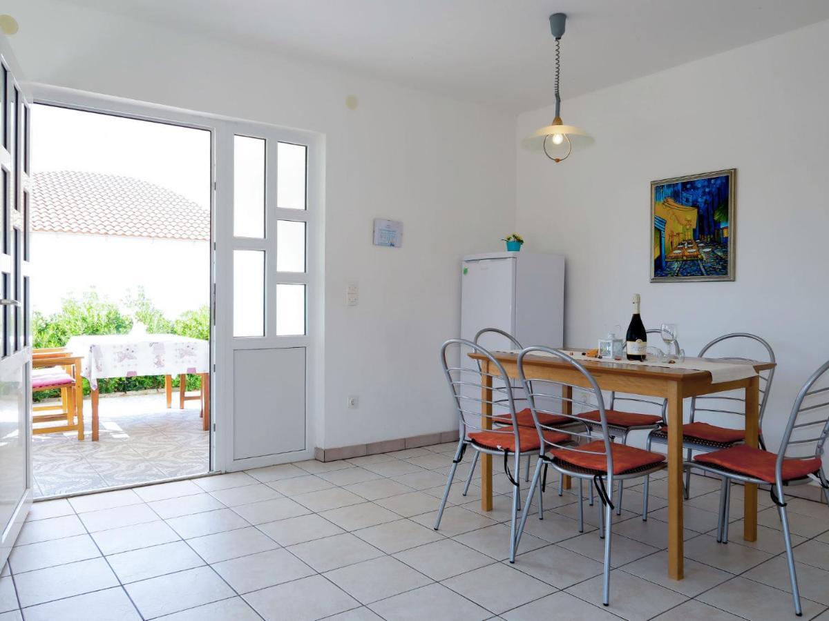 Apartment Andrea - Rab102 By Interhome Barbat na Rabu Eksteriør bilde